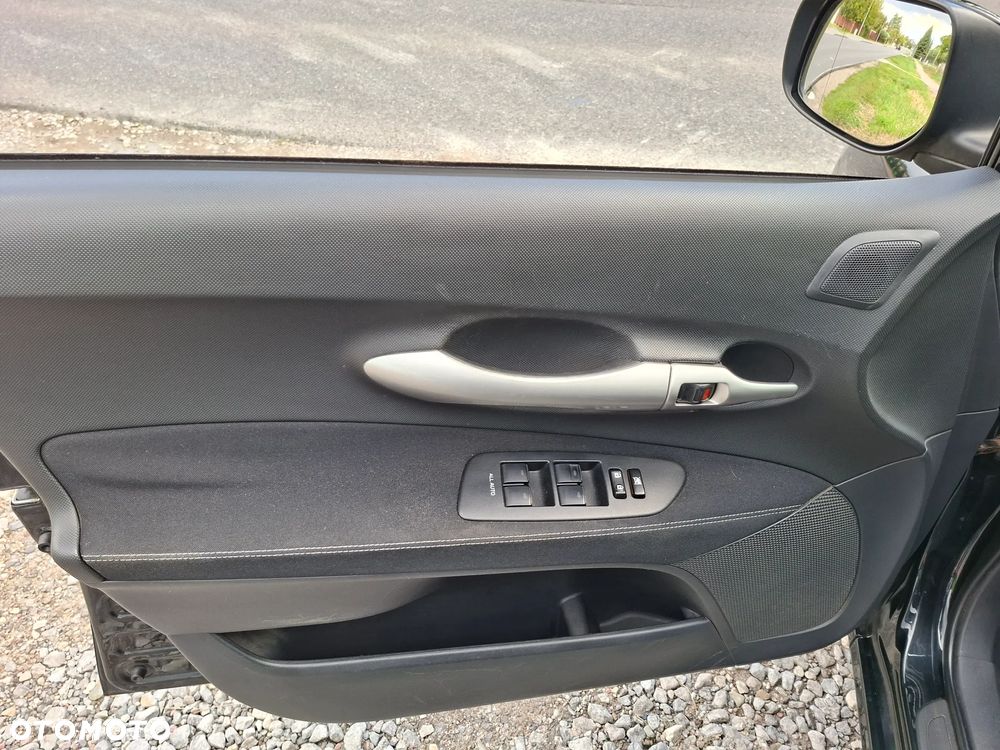 Toyota Auris 1.8 HSD Prestige - 8