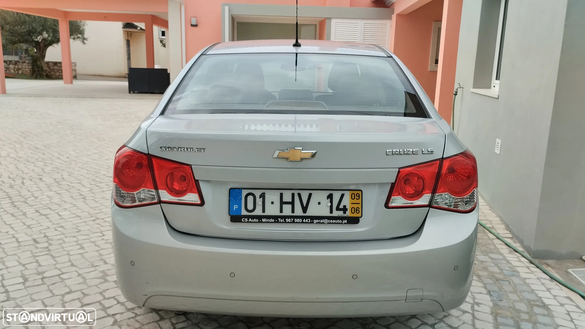 Chevrolet Cruze 1.6 LS - 5