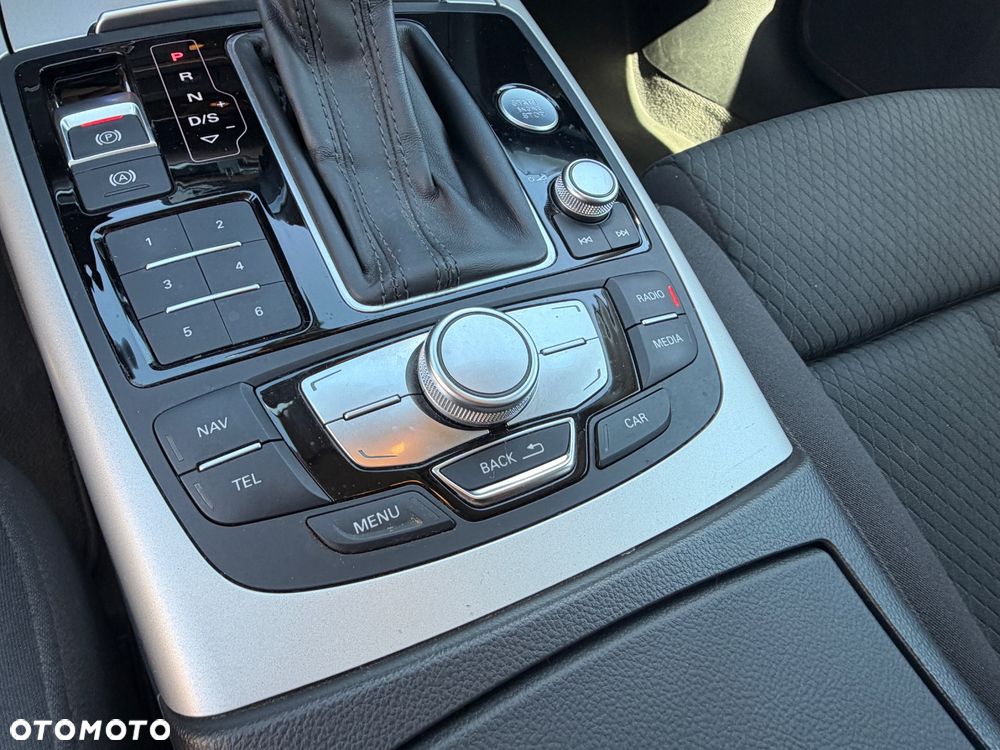 Audi A6 Avant 2.0 TDI Ultra S tronic - 29