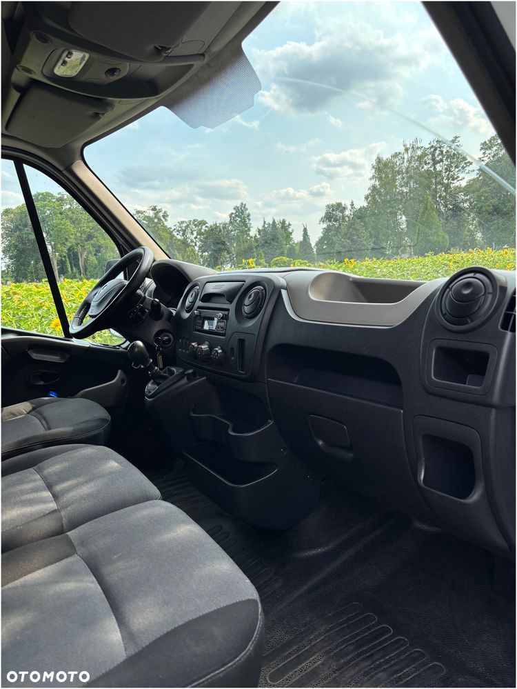 Renault Master III L2H2 - 17