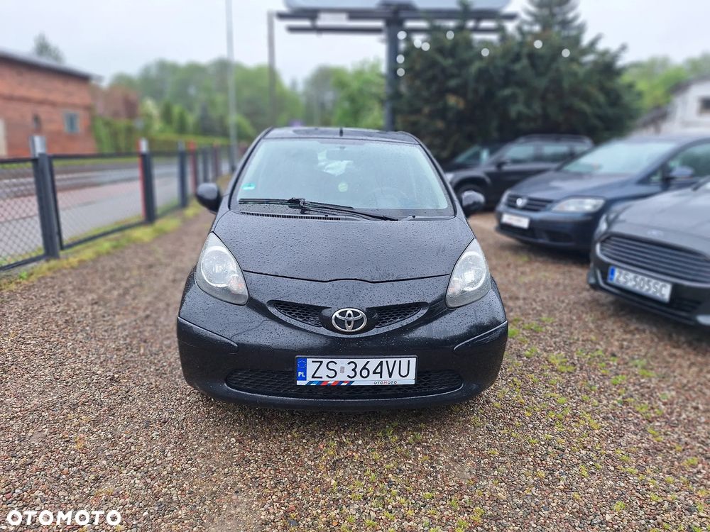 Toyota Aygo - 2
