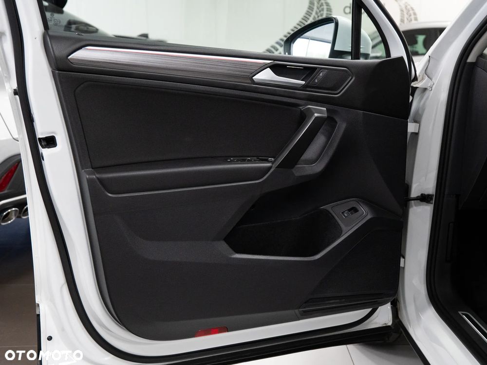 Volkswagen Tiguan 2.0 TSI 4Mot Elegance DSG - 15