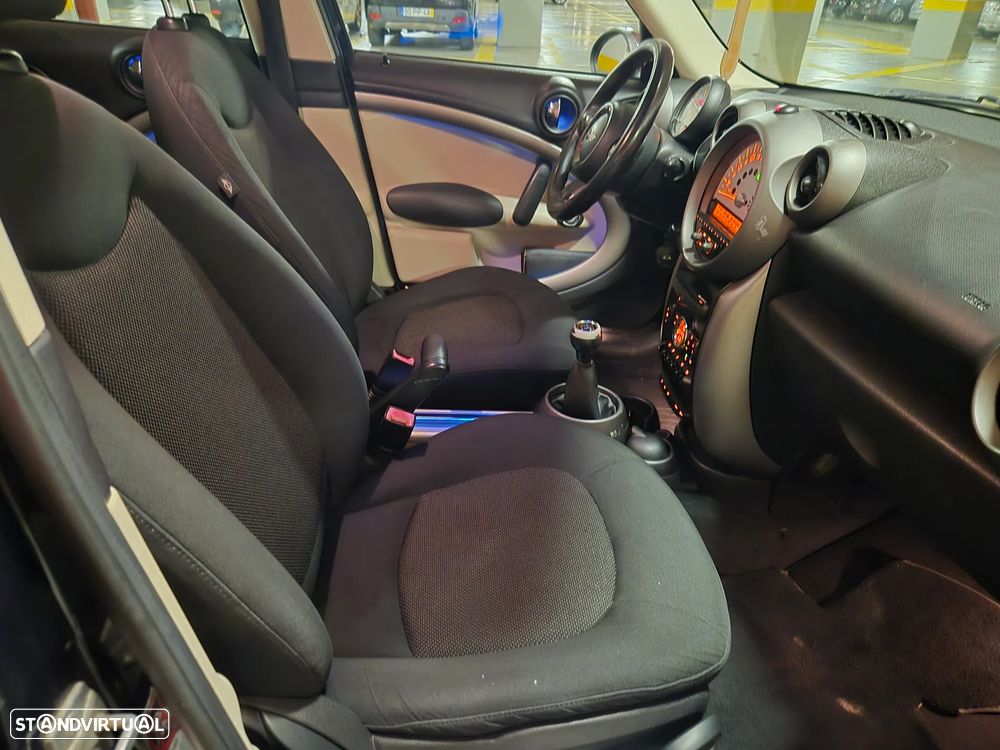 MINI Countryman One D - 37