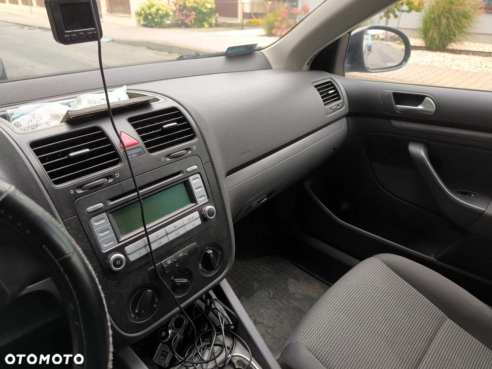 Volkswagen Jetta 1.9 TDI Comfortline - 7