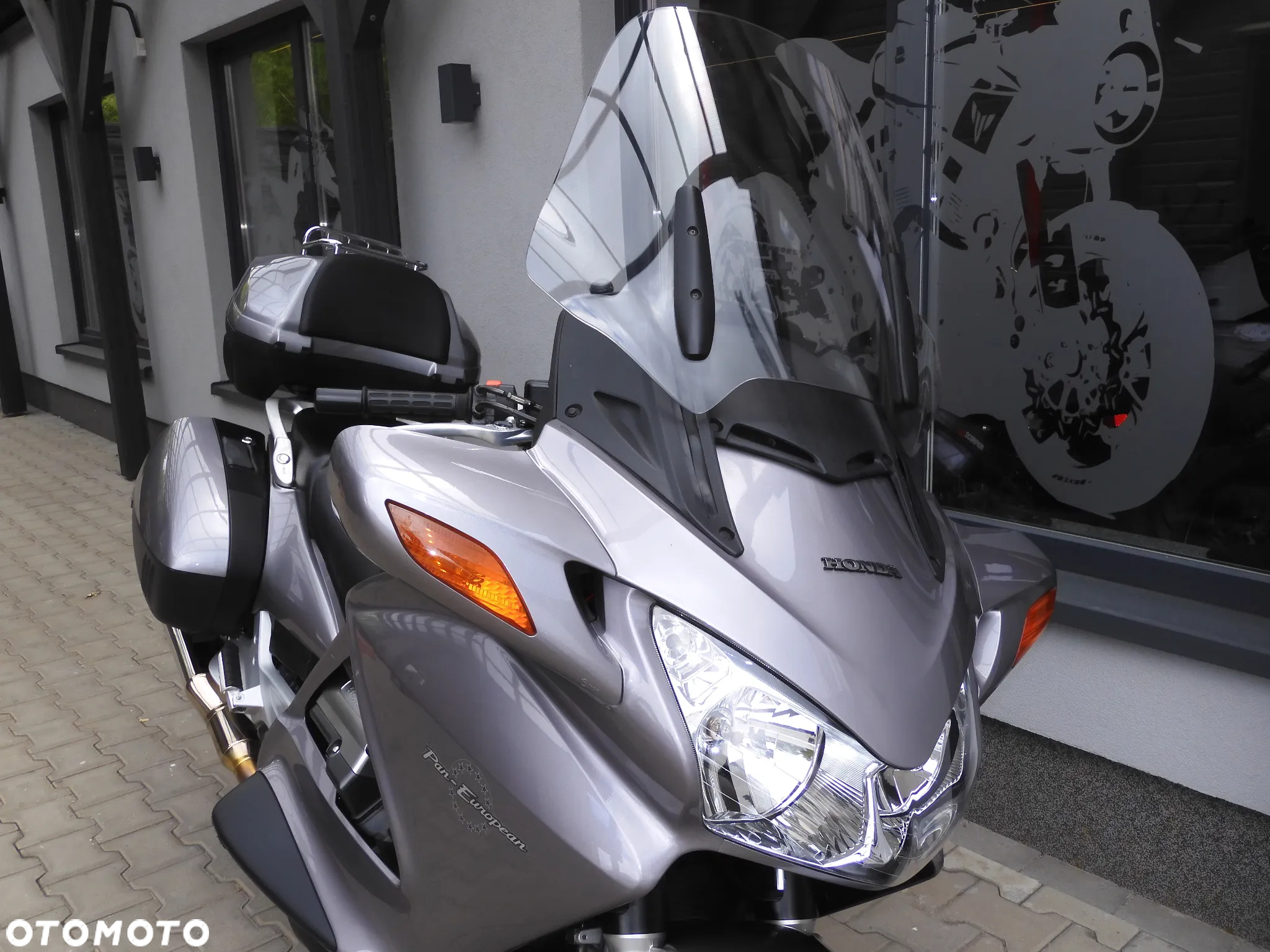 Honda ST - 5
