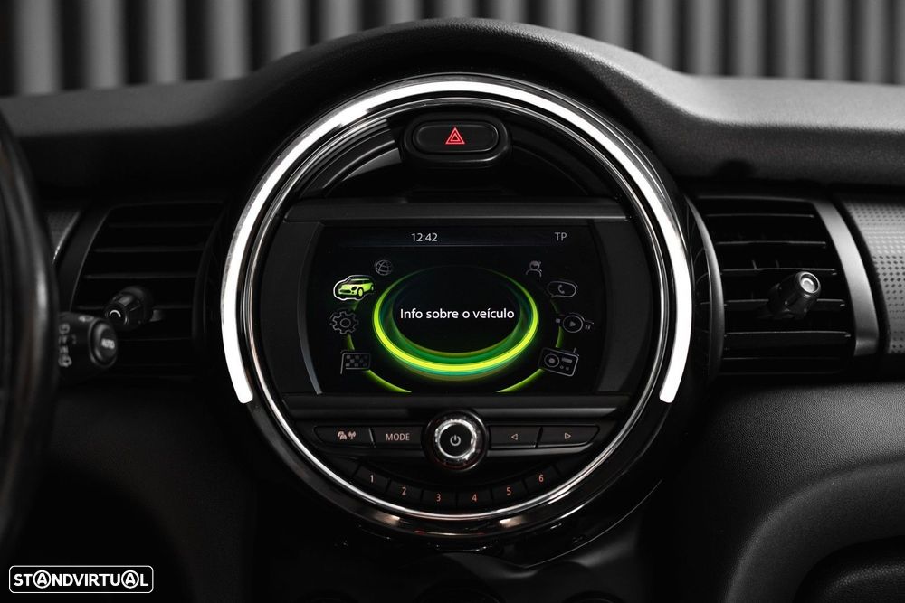 MINI 3 Portas Cooper D - 26