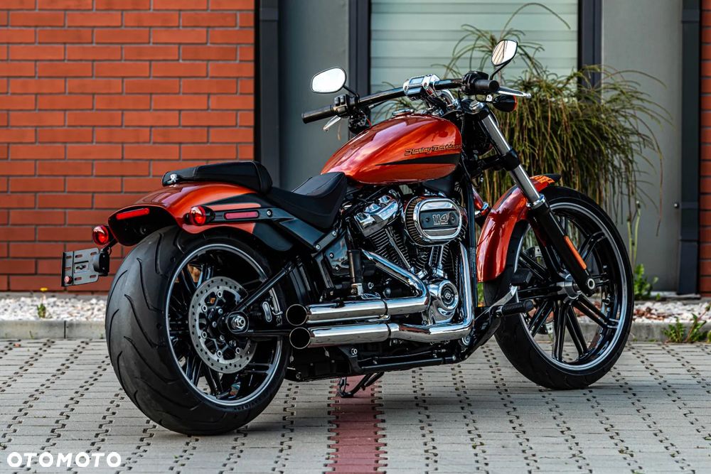 Harley-Davidson Softail Breakout - 7