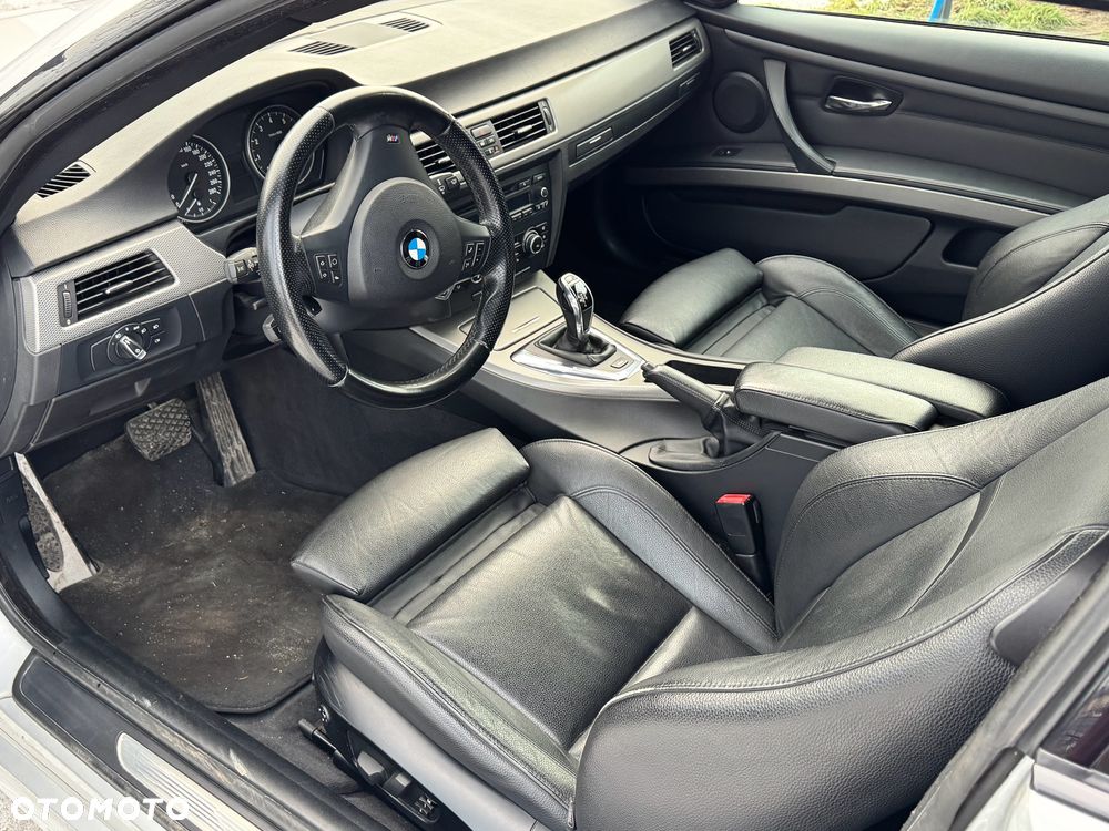 BMW Seria 3 335i M Sport Edition - 15