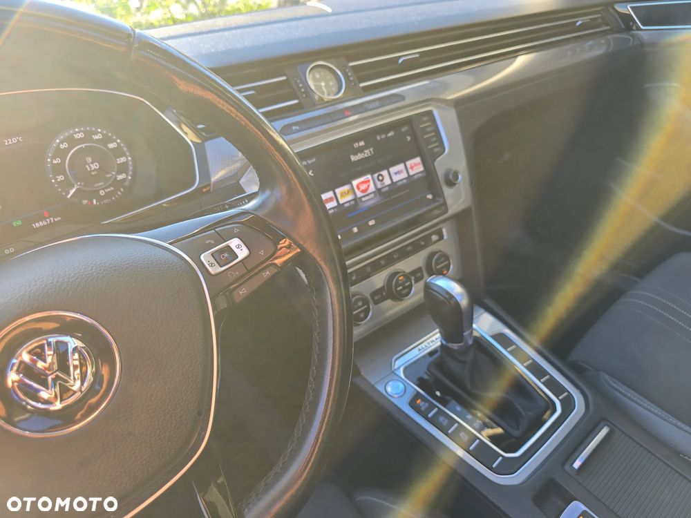 Volkswagen Passat Alltrack - 15