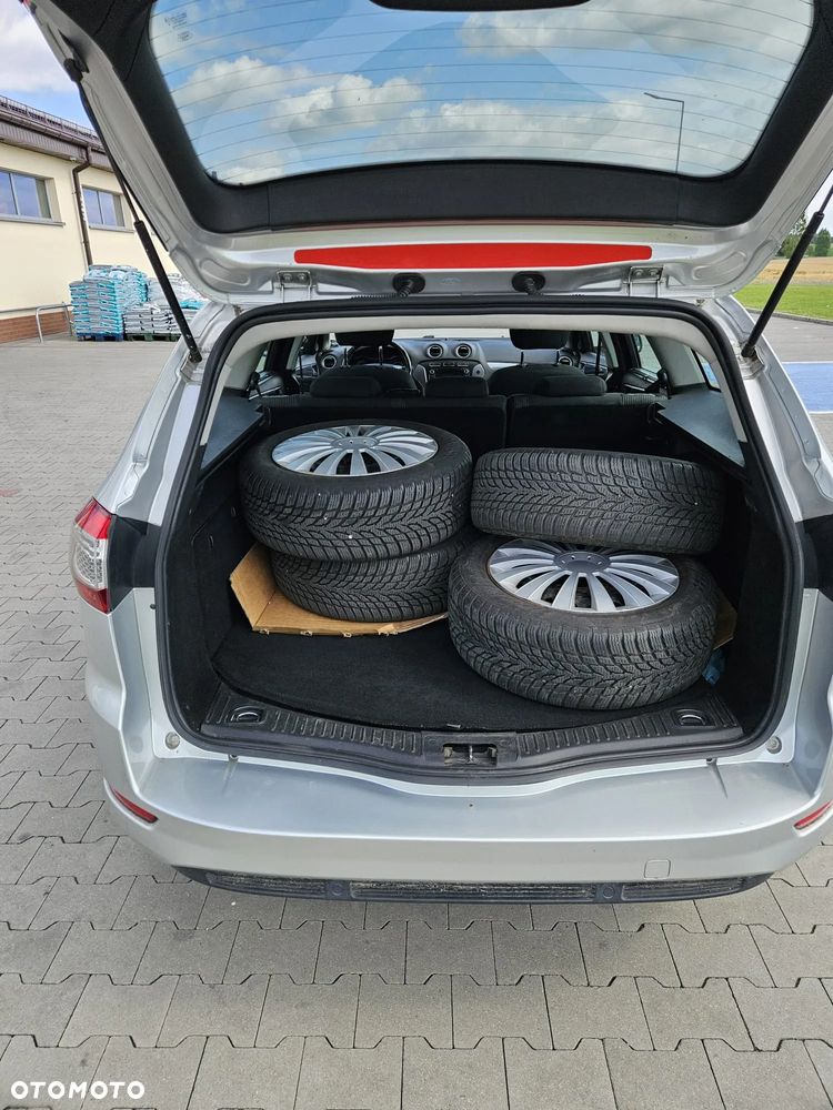 Ford Mondeo - 7