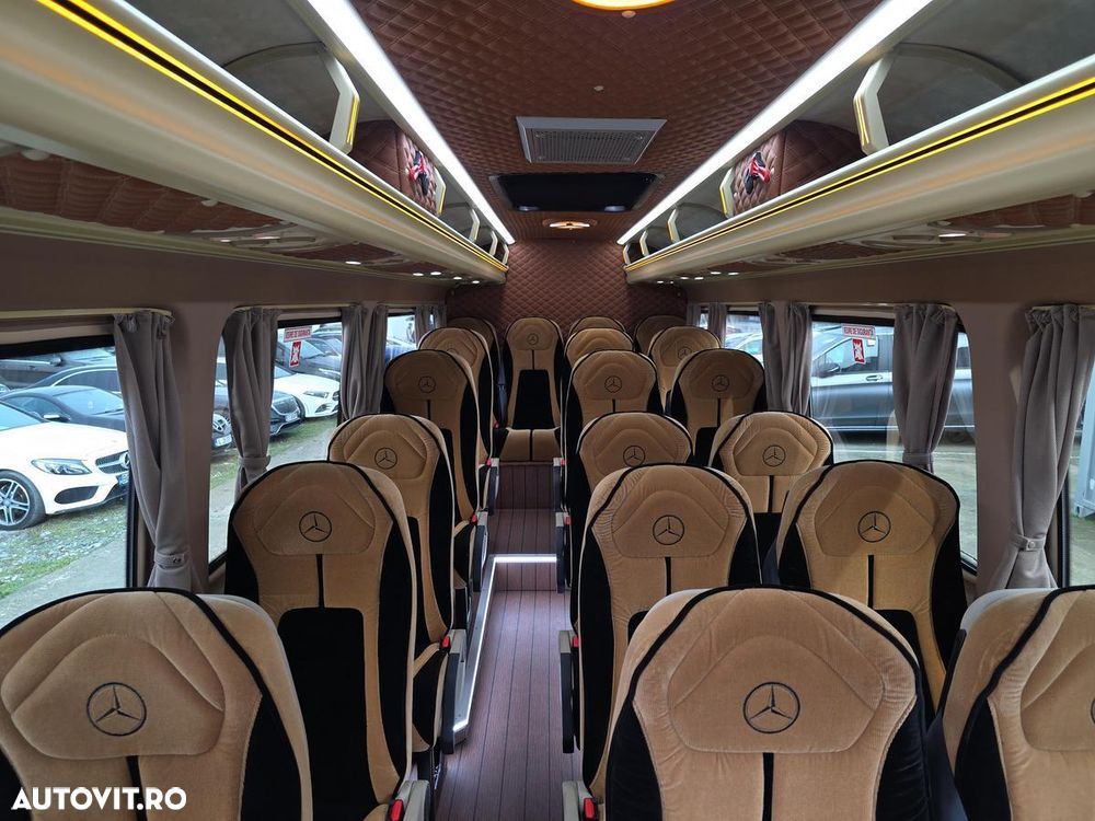 Mercedes-Benz Sprinter 517 - 13