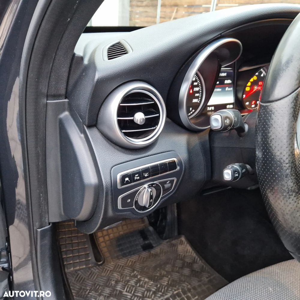 Mercedes-Benz C 250 (BlueTEC) d 4Matic 7G-TRONIC Avantgarde - 7