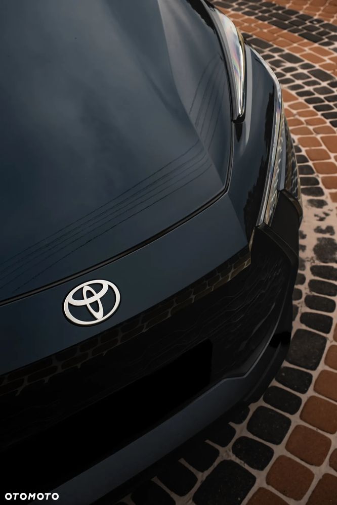 Toyota C-HR 2.0 PHEV Dynamic Force Style - 17