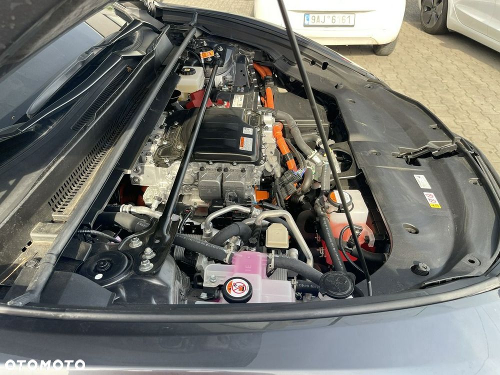 Lexus RZ 300e Prestige - 17