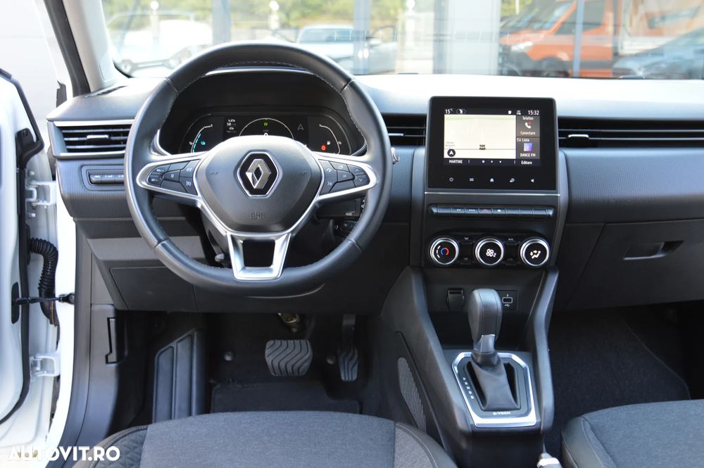 Renault Clio E-TECH Hybrid 140 BUSINESS EDITION - 20