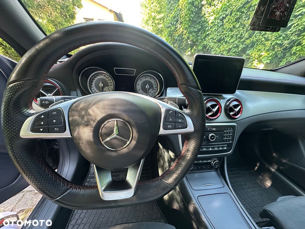 Mercedes-Benz CLA 250 4-Matic Sport - 11