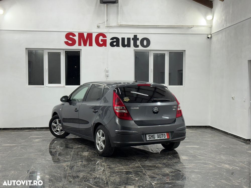 Hyundai i30 1.4 Edition Plus - 4
