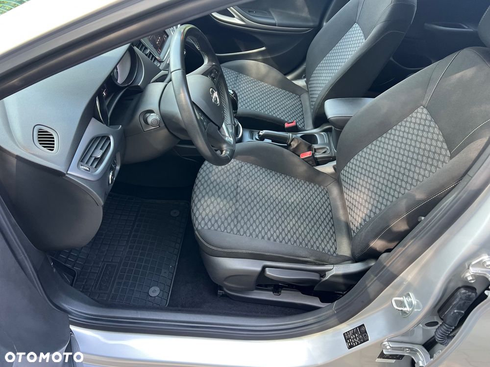 Opel Astra 1.2 T Edition S&S - 13