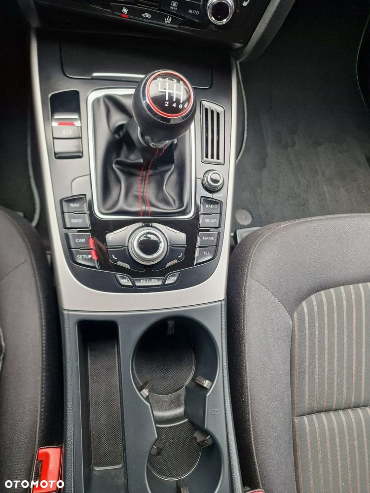 Audi A4 Limousine 1.8 TFSI Ambiente - 28