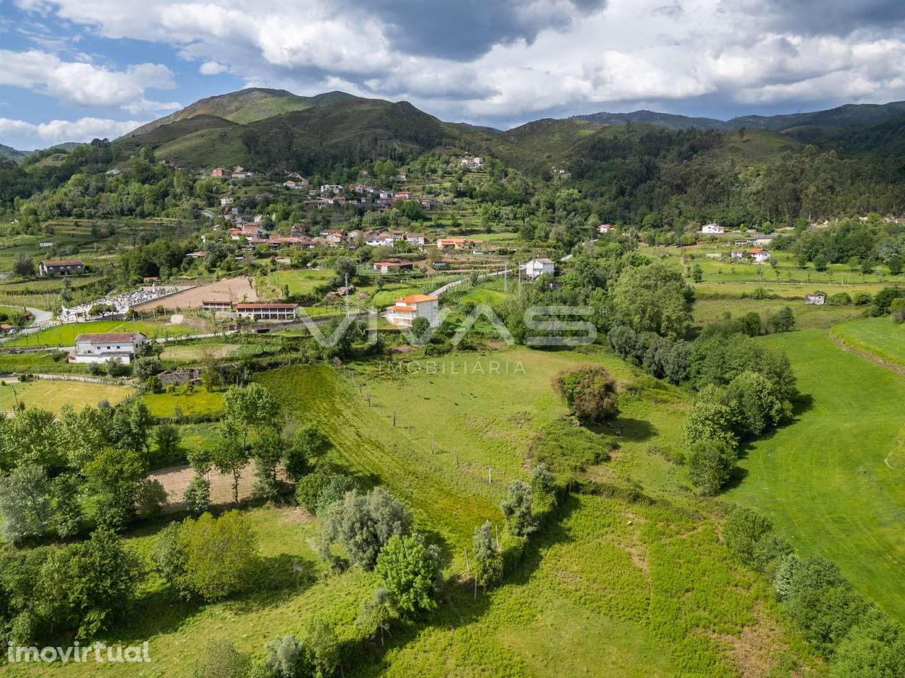 Terreno Rústico  Venda em Valdreu,Vila Verde - Grande imagem: 4/7