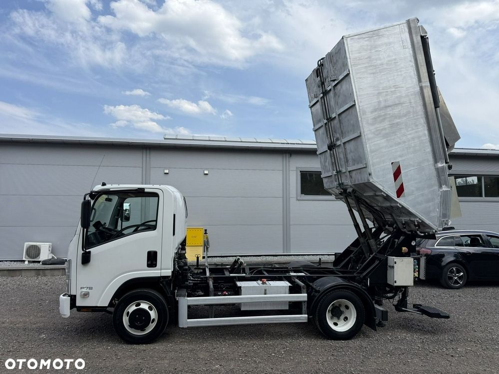 Isuzu P75 - 5