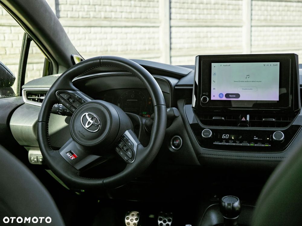 Toyota GR Corolla ver-1-6-gr-sport - 9
