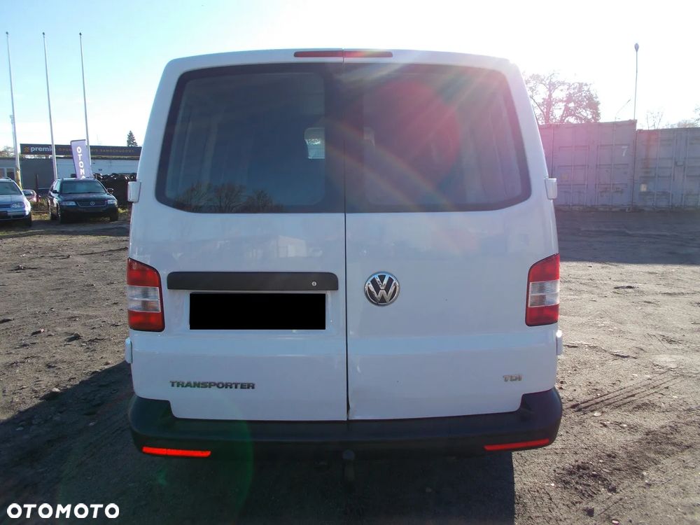 Volkswagen Transporter - 9