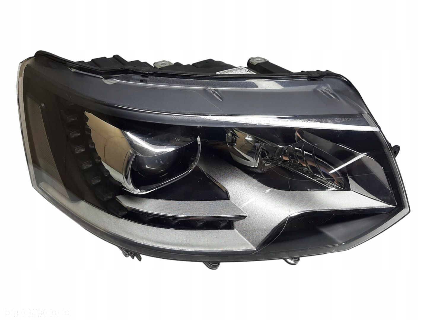 VW T5 MULTIVAN CARAVELLE REFLEKTOR LED PRAWY 7E5941016 - 2