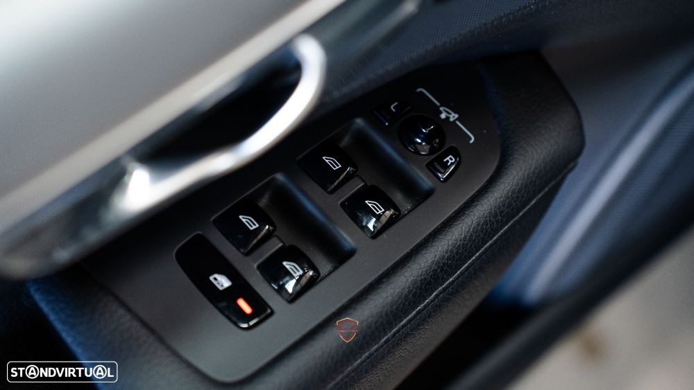 Volvo V90 2.0 T6 PHEV Inscription AWD - 19