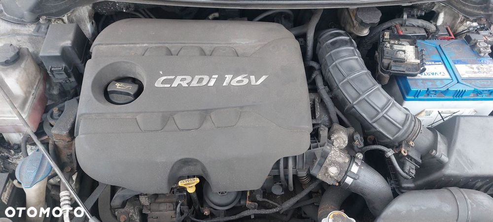 Kia Ceed ii 1,4 crdi 90 km alternator - 1