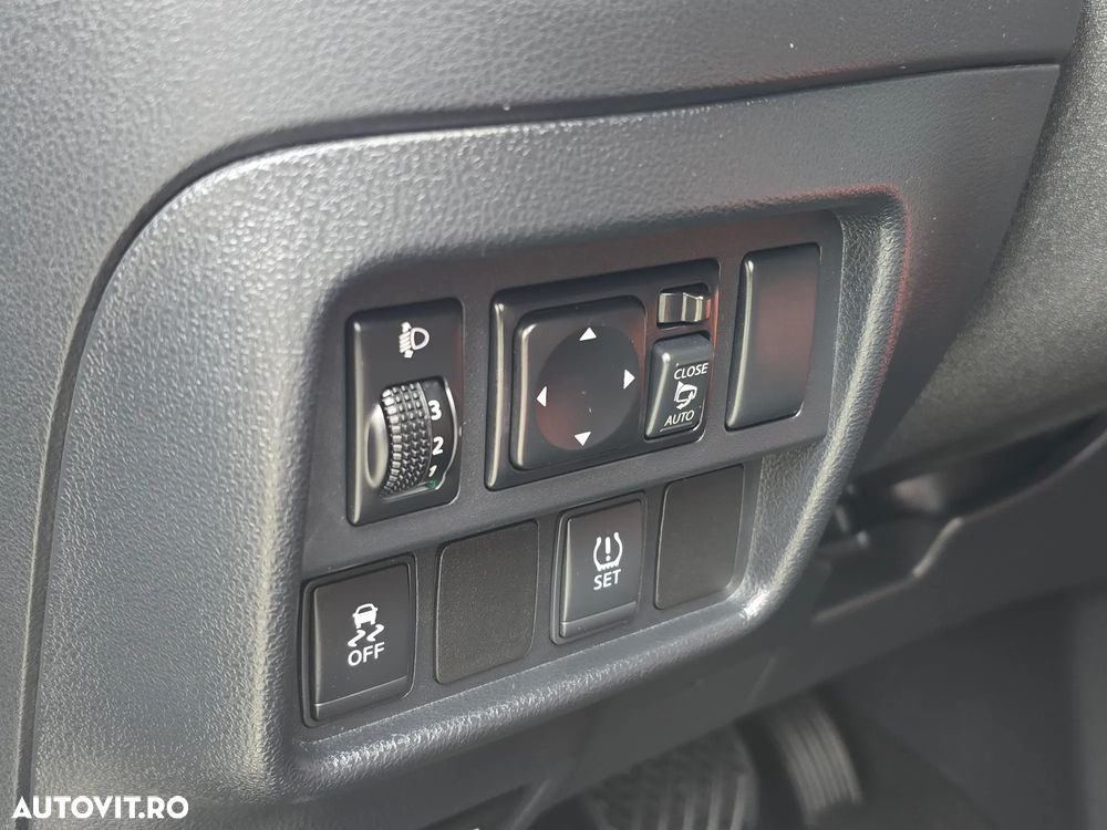 Nissan Juke 1.6L XTRONIC N-Connecta - 13