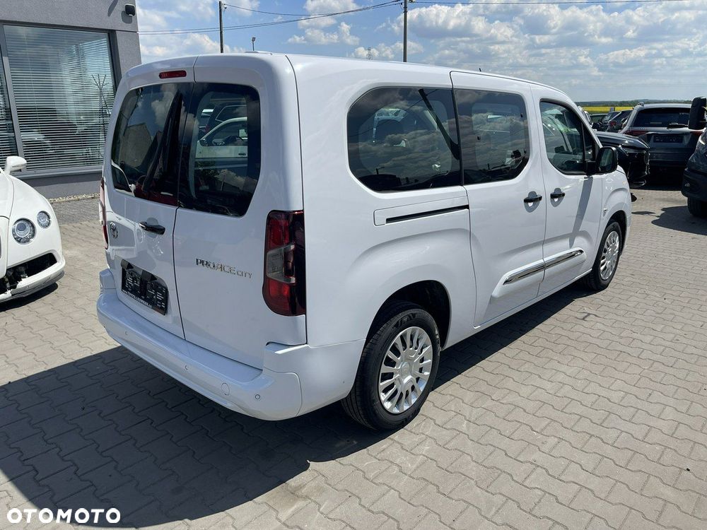 Toyota Proace City Verso 1.5 D-4D Business - 4