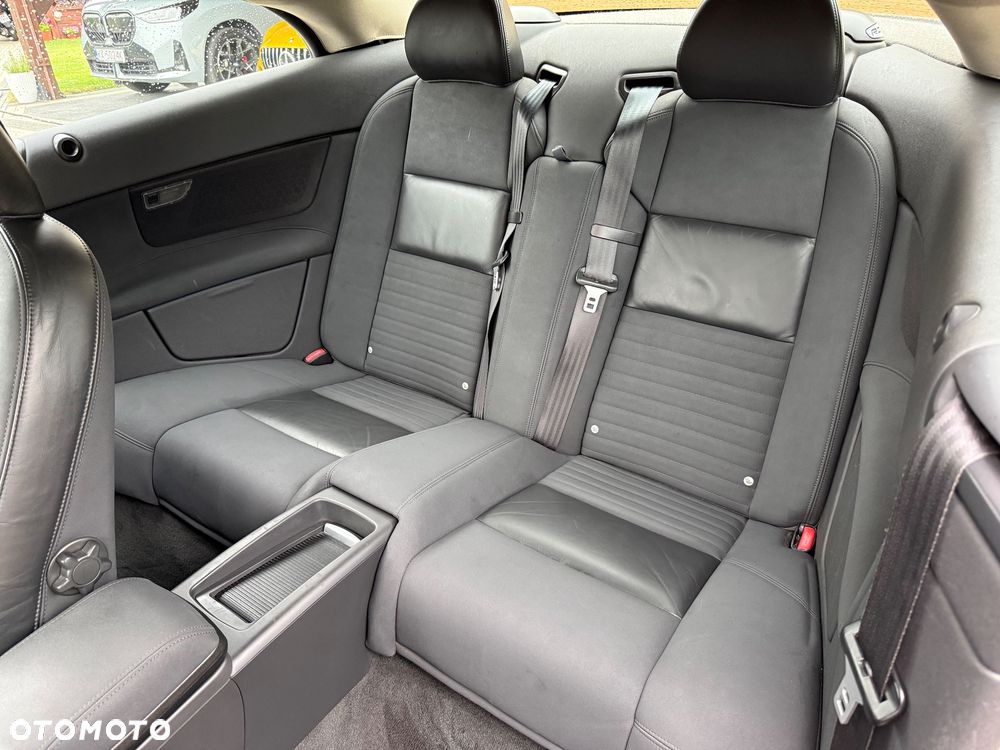Volvo C70 2.4 Momentum - 33