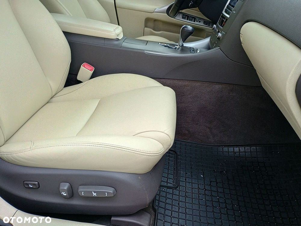 Lexus IS 250 Classic - 11