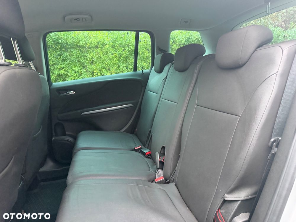 Opel Zafira Tourer 2.0 CDTI Automatik Edition - 21