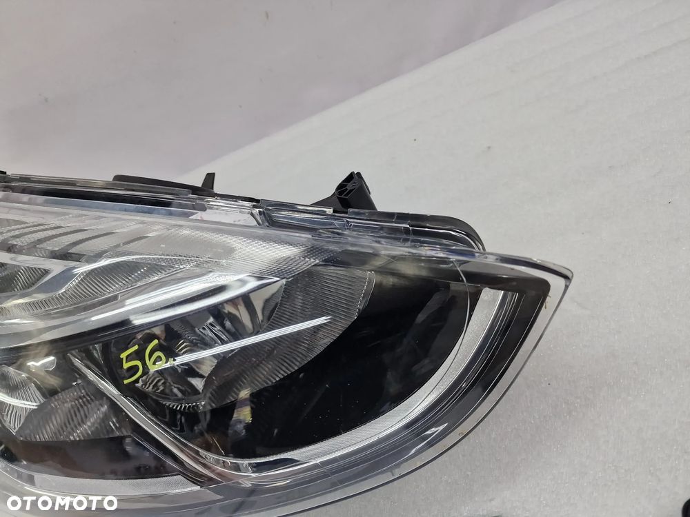 RENAULT CLIO IV LIFT 16- PRAWA LAMPA PRZEDNIA PRZÓD , NR 260100653R , NR AUKCJI LA56 - 7