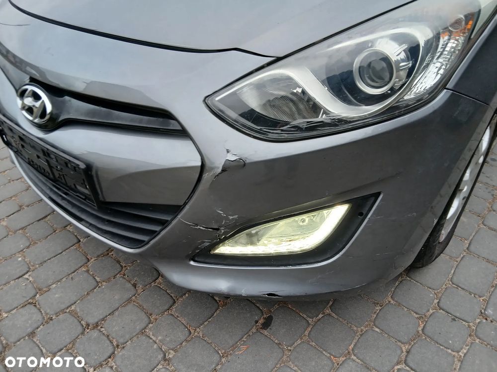 Hyundai i30 1.4 Blue Comfort - 9