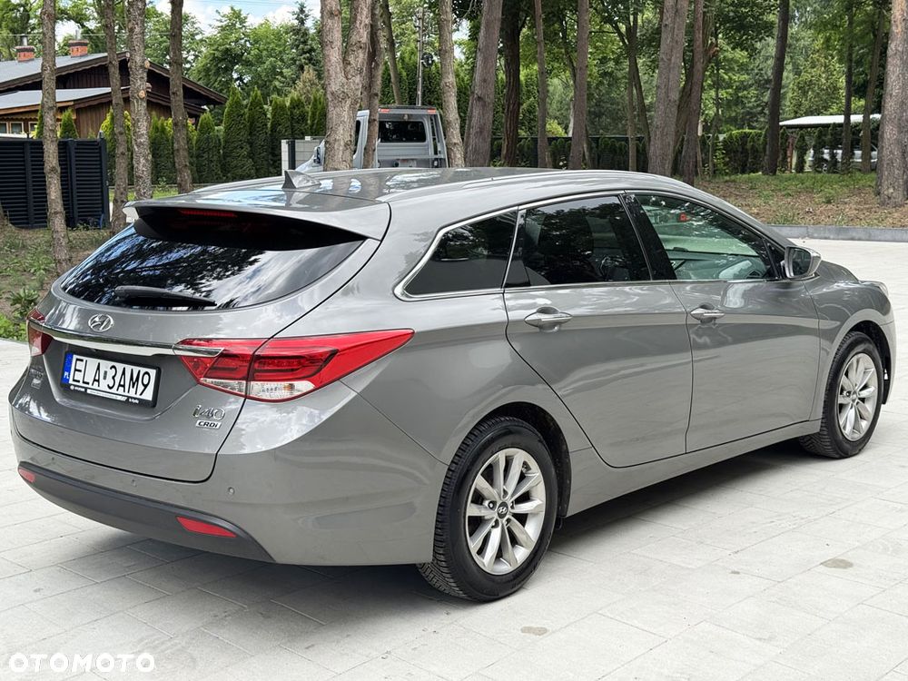 Hyundai i40 Kombi blue 1.6 CRDi DCT Space - 14