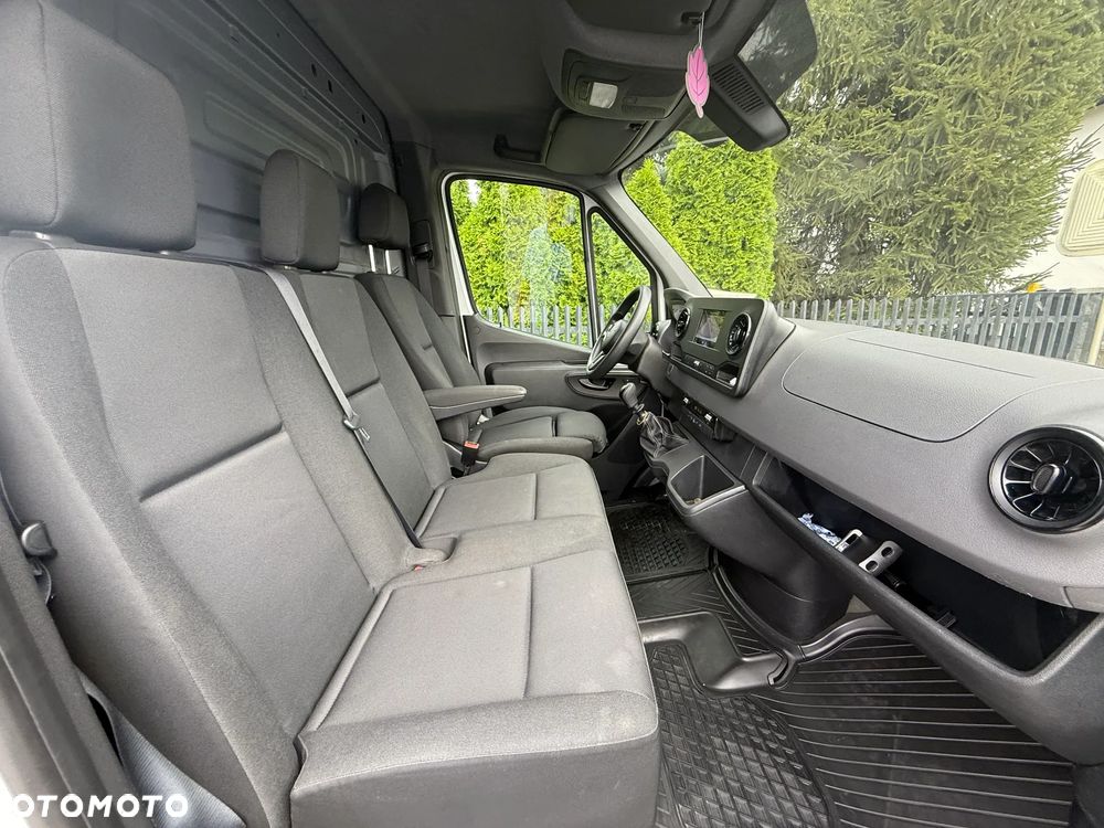 Mercedes-Benz SPRINTER - 20