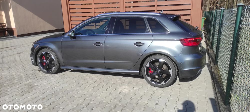 Audi S3 S tronic - 16