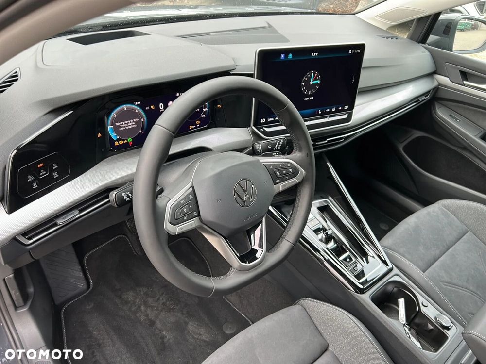 Volkswagen Golf Variant - 5