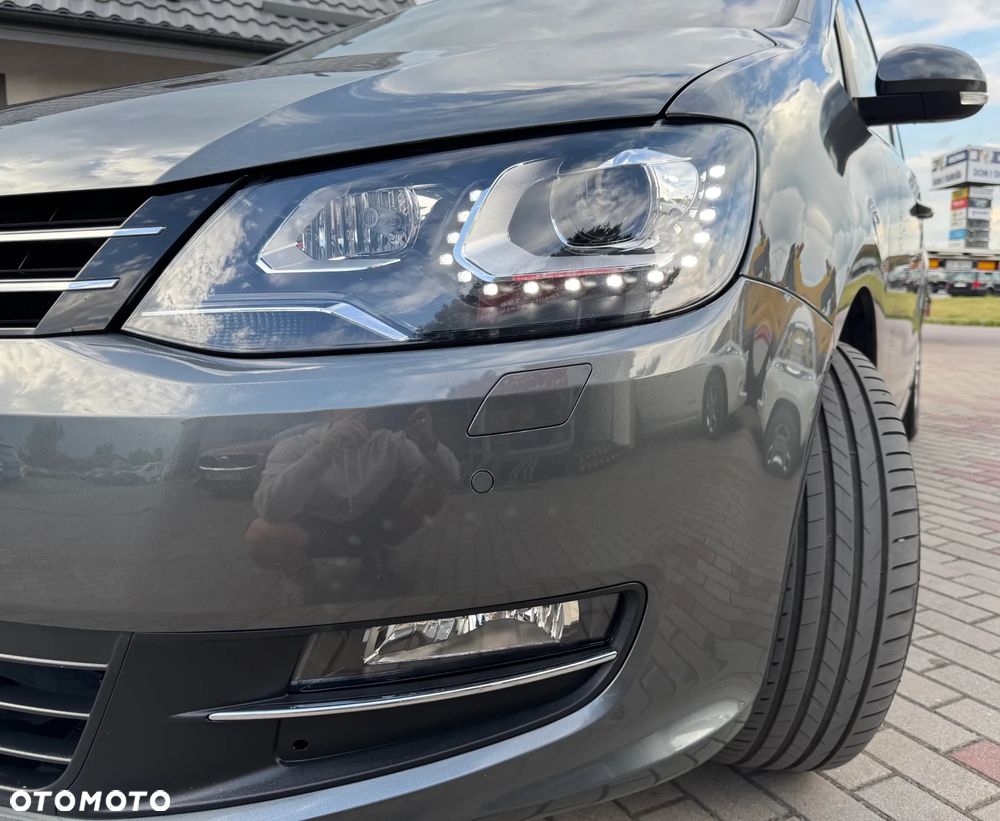 Volkswagen Sharan 2.0 TDI 4Motion BlueMotion Technology Highline - 34