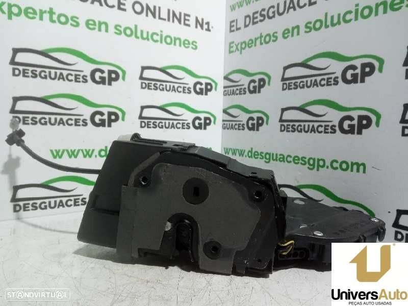 FECHADURA PORTA TRASEIRA DIREITA LAND ROVER RANGE ROVER SPORT 2014 - - 1