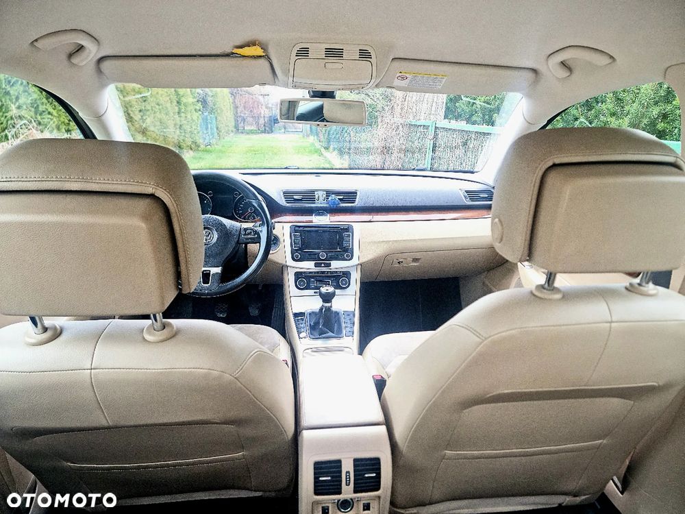 Volkswagen Passat 2.0 TDI DPF Highline - 7