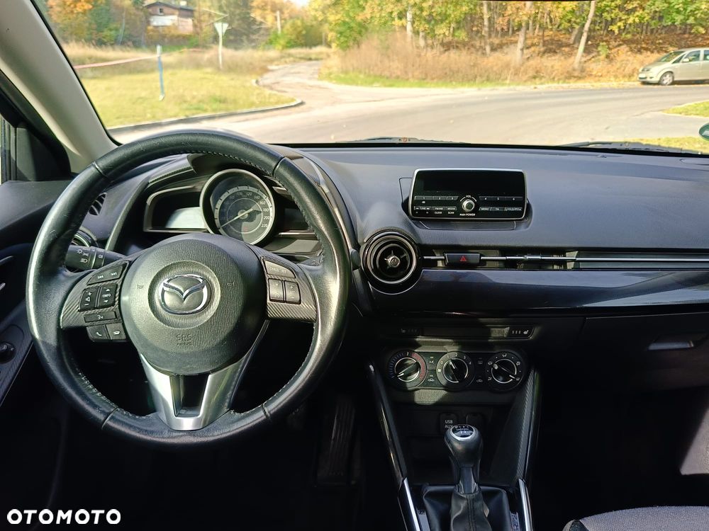 Mazda 2 - 8