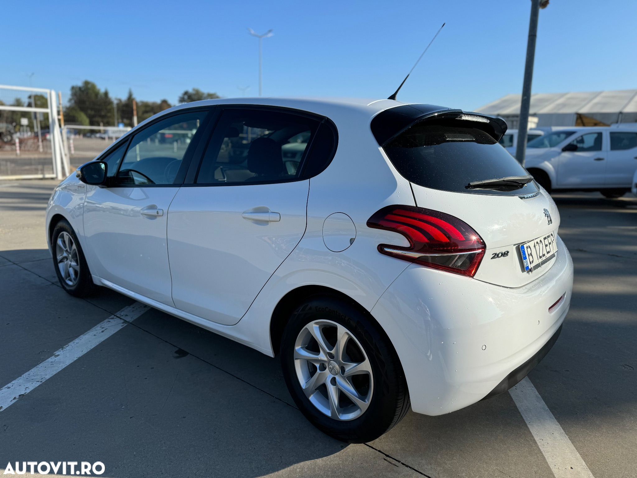 Peugeot 208 PureTech 82 ETG5 Stop & Start Active - 4