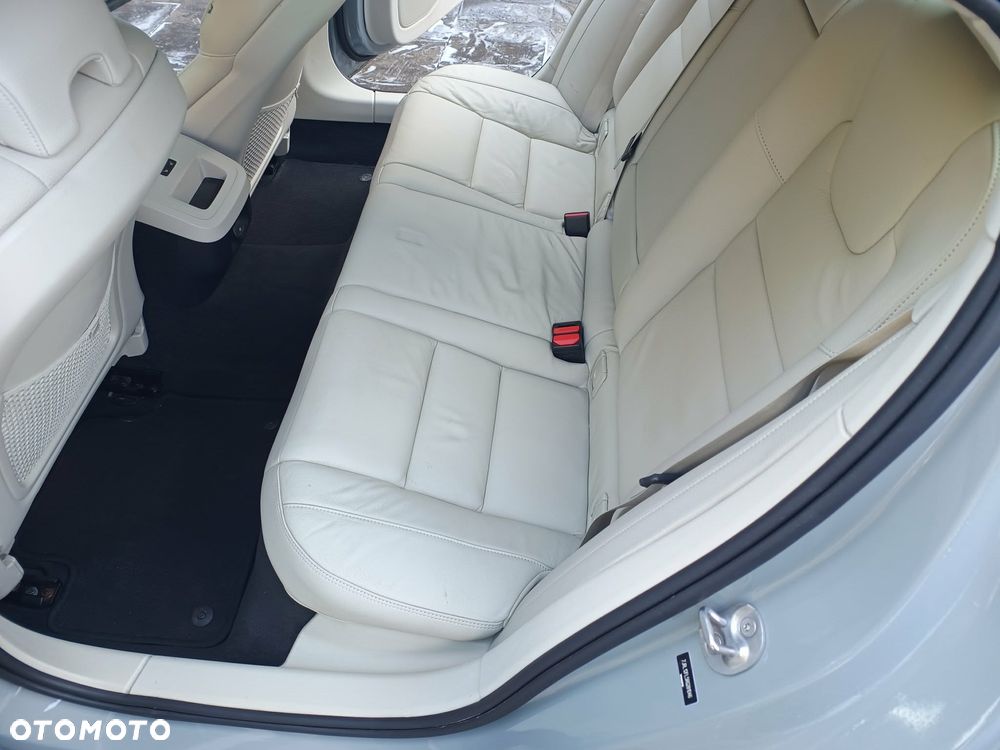 Volvo S60 - 30