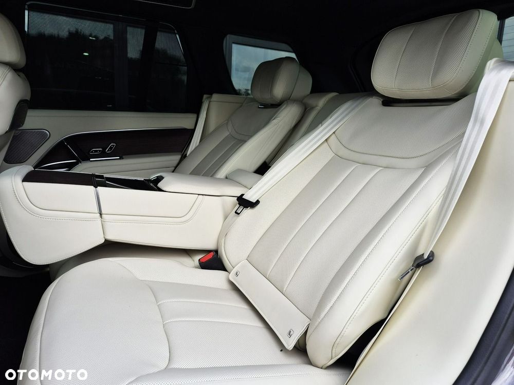 Land Rover Range Rover D350 Autobiography - 25