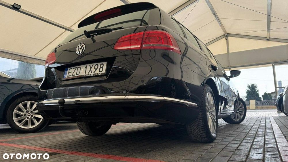 Volkswagen Passat - 32