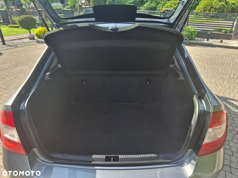 Skoda RAPID 1.2 TSI Ambition - 13